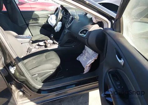 2013 Dodge Dart Sxt z USA, uszkodzony, nr VIN 1C3CDFBA8DD188201